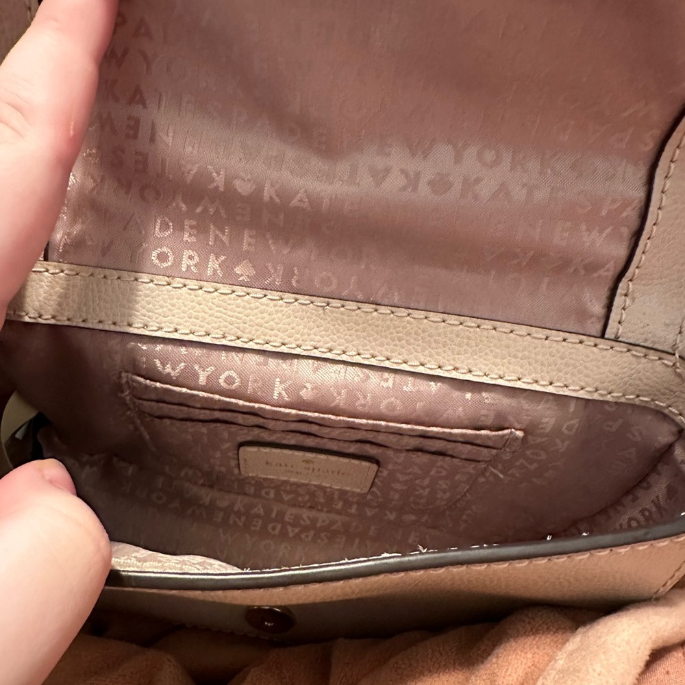 Kate Spade Light Beige Crossbody Bag - Picture 4 of 5
